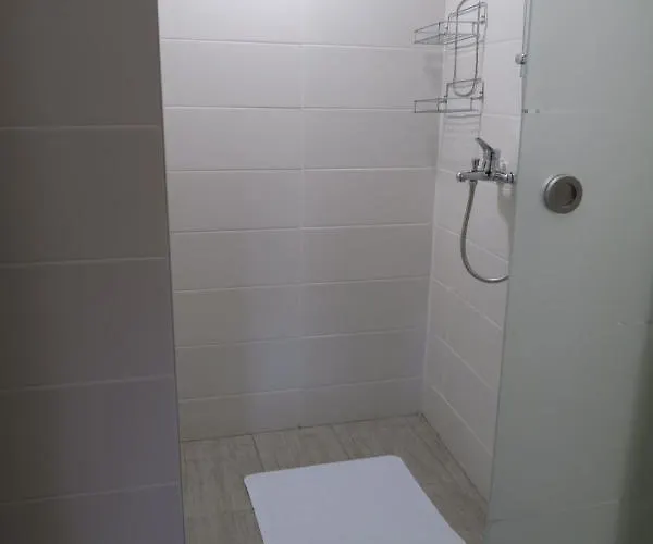 公寓 Aida 诺维·维诺多尔斯基