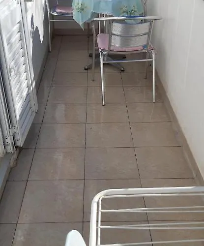 Aida アパート ノヴィ・ヴィノドロスキー