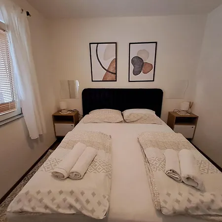 Apartment Aida